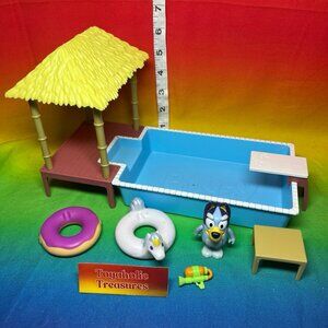 Bluey Pool Playset w/ Figure